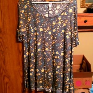 Lularoe  XL perfect T